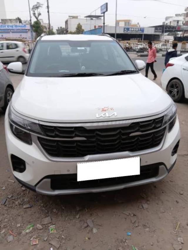 https://images10.gaadi.com/usedcar_image/4593486/original/processed_13bcc76f-3d22-41c5-8af6-7a34c65bd9bf.jpg?imwidth=6401