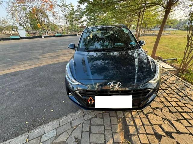 https://images10.gaadi.com/usedcar_image/4593489/original/processed_6ed9a9ff-cebe-43cd-8cfc-816169382694.jpg?imwidth=6402