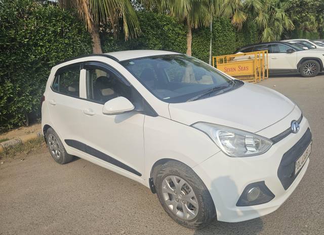 https://images10.gaadi.com/usedcar_image/4593500/original/processed_e7ba67e2a160cf0657113a88d0f82800.jpg?imwidth=6400