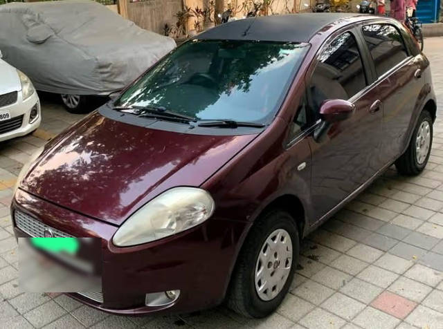 https://images10.gaadi.com/usedcar_image/4593506/original/45c57689-3d8b-479b-8a02-0bc3ee12379f.png?imwidth=6400
