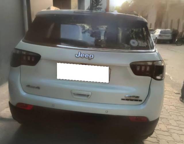 https://images10.gaadi.com/usedcar_image/4593509/original/processed_31526f60-e0eb-4906-8f85-7dc2e216c802.jpg?imwidth=6402