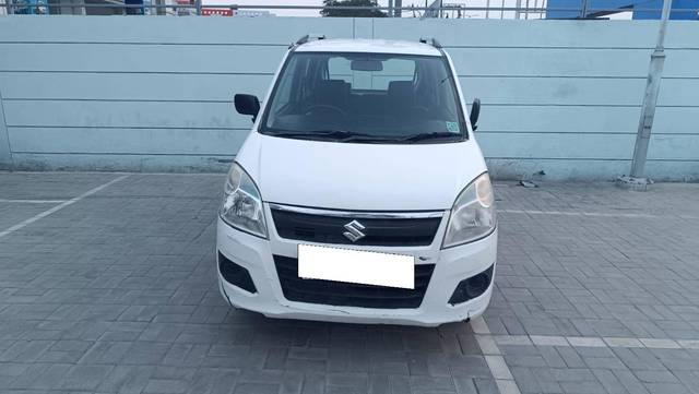 https://images10.gaadi.com/usedcar_image/4593512/original/processed_f06db0f36e2bbea0ec2479f0894d81e2.jpeg?imwidth=6400