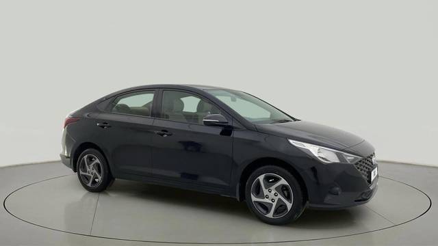 https://images10.gaadi.com/usedcar_image/4593528/original/5bb34d95e921167f263a2b5a4705182d.jpg?imwidth=6400