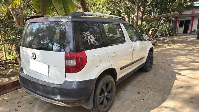 https://images10.gaadi.com/usedcar_image/4593551/original/processed_1274b78c-5671-4835-bd52-d25763ecec6b.jpeg?imwidth=6400
