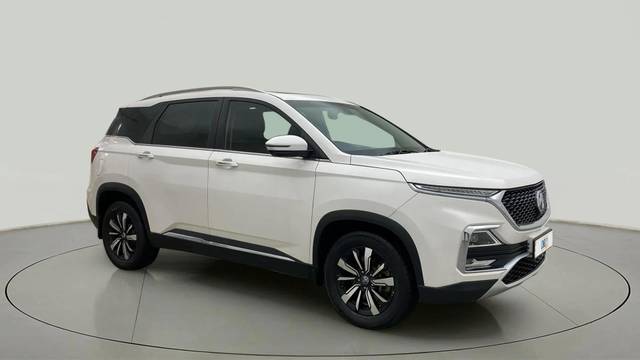 https://images10.gaadi.com/usedcar_image/4593552/original/2ccf845b8b4cc325217021b62016f29a.jpg?imwidth=6400