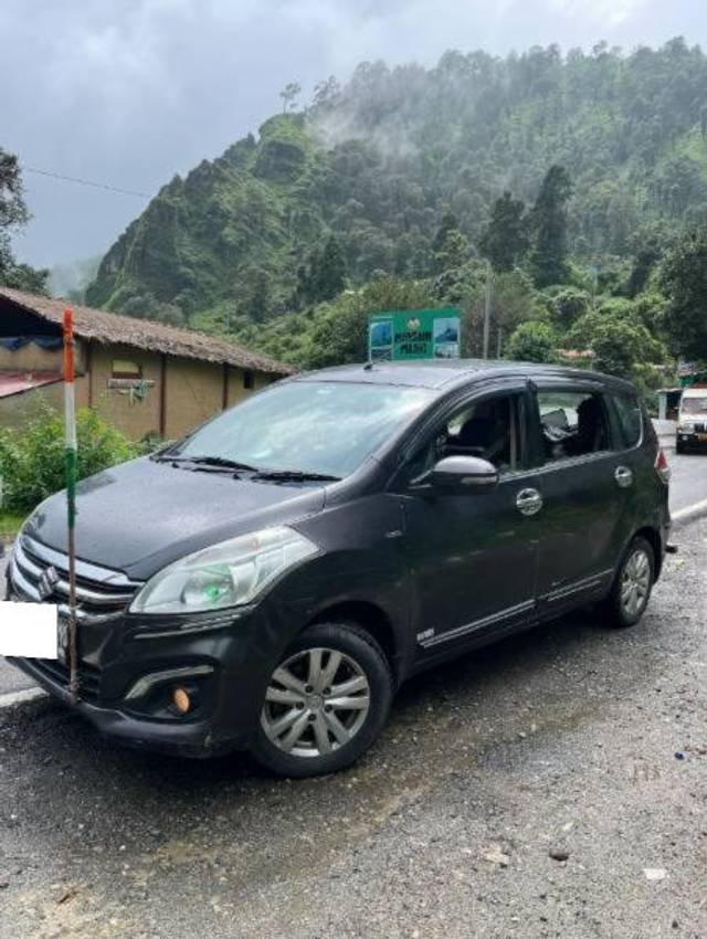 https://images10.gaadi.com/usedcar_image/4593558/original/processed_81e2d40e-5860-4619-abfc-70492c6bdc73.jpg?imwidth=6400