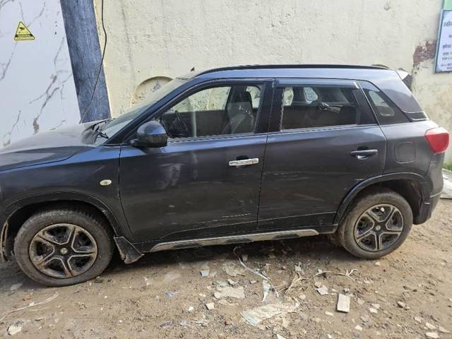 https://images10.gaadi.com/usedcar_image/4593594/original/processed_a0b38ea8-515c-4e0d-8401-3bdfc3bd0545.jpg?imwidth=6402