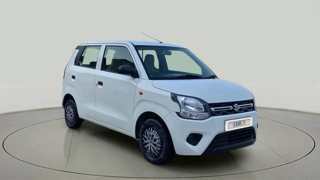 https://images10.gaadi.com/usedcar_image/4593605/original/61739bb810c4b0a45fdbabd520ce4301.jpg?imwidth=6400