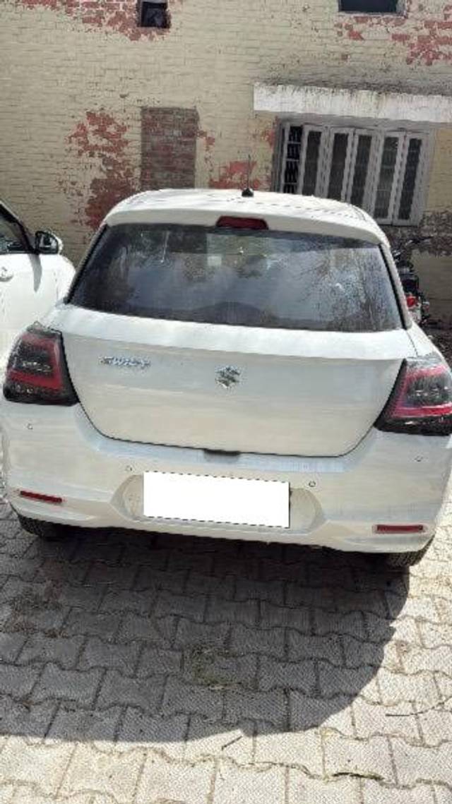 https://images10.gaadi.com/usedcar_image/4593615/original/processed_314fbe87-d413-48a8-8459-ffe132bab945.jpeg?imwidth=6401