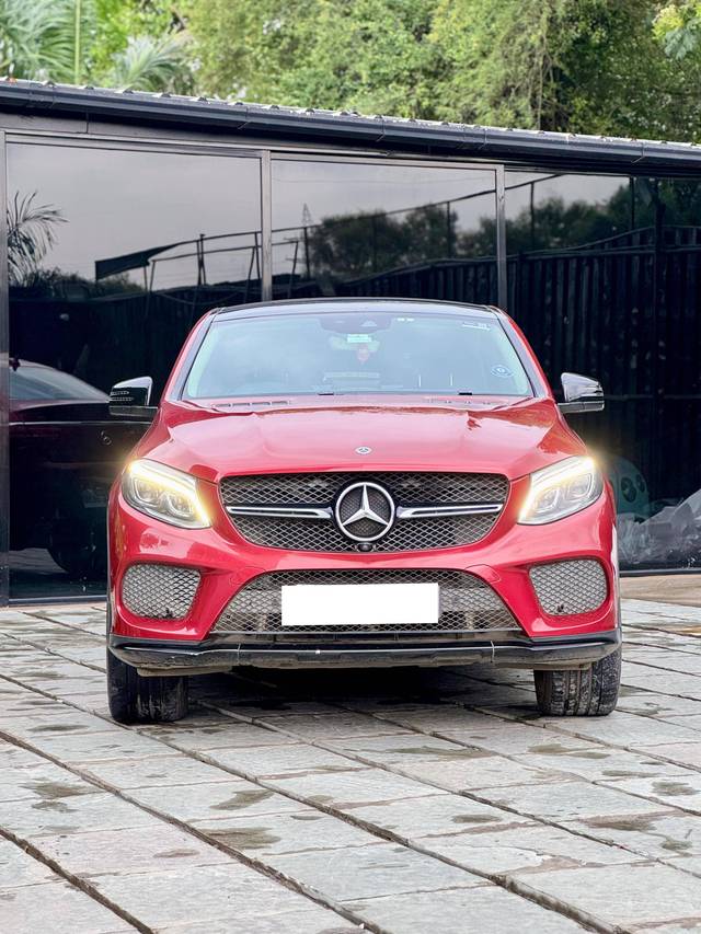 https://images10.gaadi.com/usedcar_image/4593621/original/processed_cd5af5e2945efbcf2e06c30b58299be5.jpg?imwidth=6402