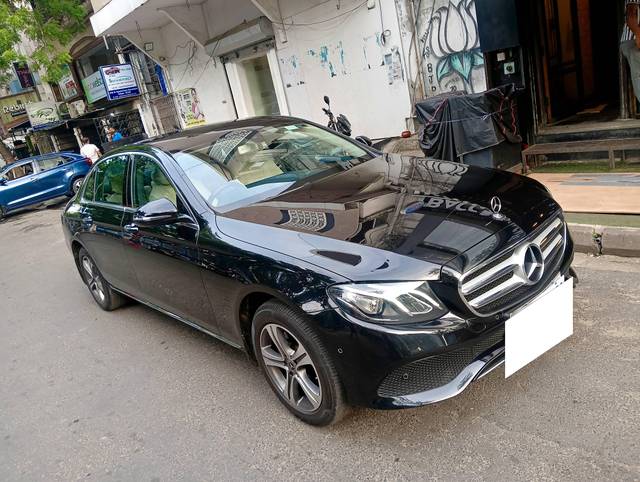 https://images10.gaadi.com/usedcar_image/4593638/original/processed_8101aae33061574e576d5e3af9662bd9.jpg?imwidth=6400