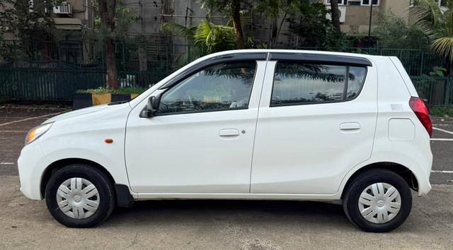 https://images10.gaadi.com/usedcar_image/4593648/original/e2556f47807e92a21cc0892ecbbdf671.jpg?imwidth=6402