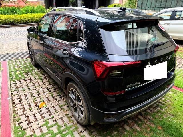 https://images10.gaadi.com/usedcar_image/4593665/original/processed_83266f5c-92da-4cb8-9dd2-0a6798edb703.jpeg?imwidth=6402
