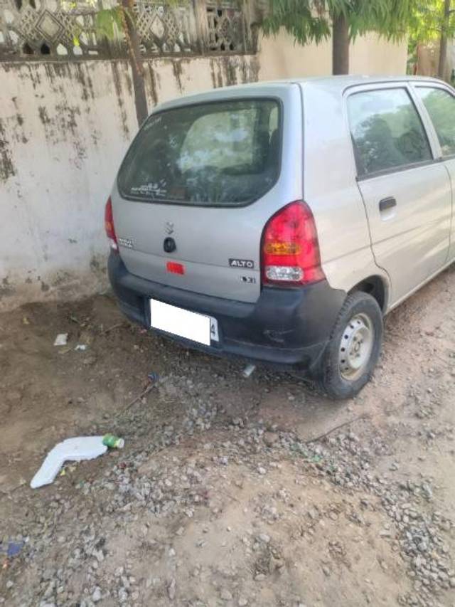 https://images10.gaadi.com/usedcar_image/4593667/original/processed_f21c1efc-ad4f-460a-82b7-3de7e1fcd1ef.jpeg?imwidth=6401