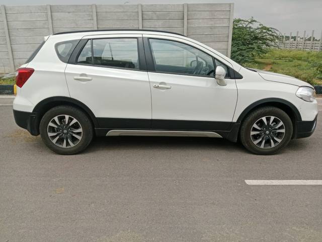 https://images10.gaadi.com/usedcar_image/4593709/original/103cf91c63690567059d99a43ffa2b4d.jpg?imwidth=6401
