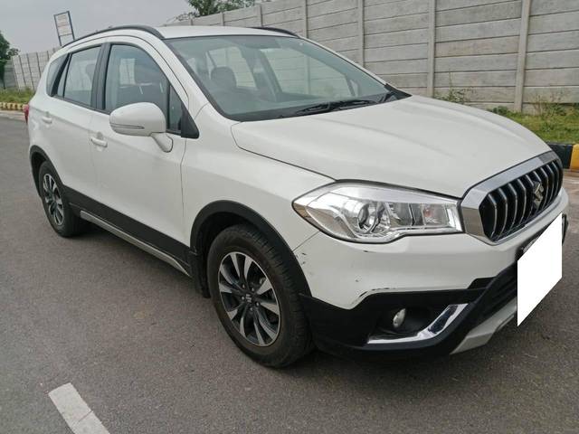 https://images10.gaadi.com/usedcar_image/4593709/original/processed_ad36e86e4a2fba02f0ab0ba265d110ea.jpg?imwidth=6400