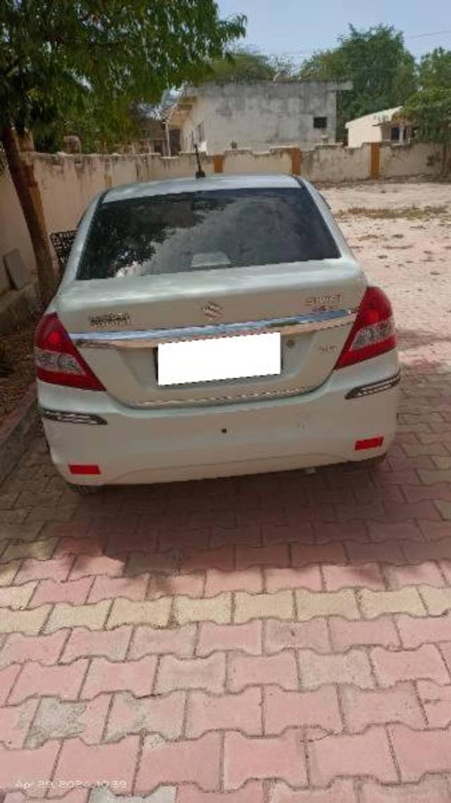 https://images10.gaadi.com/usedcar_image/4593718/original/processed_e1b34a70-887f-43bd-a449-311f78449e0e.jpg?imwidth=6401