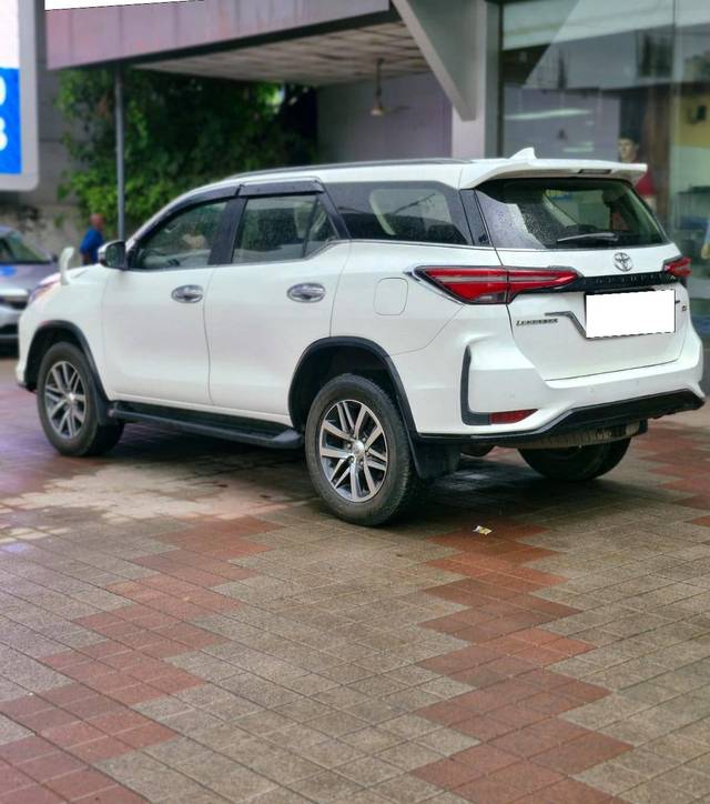 https://images10.gaadi.com/usedcar_image/4593720/original/processed_c794f2798d11b137e8220452fbbf7267.jpg?imwidth=6402