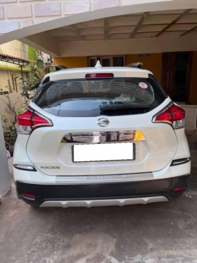 https://images10.gaadi.com/usedcar_image/4593721/original/processed_0d8d5965-4eee-4d09-a3e9-4504028f847e.jpg?imwidth=6401
