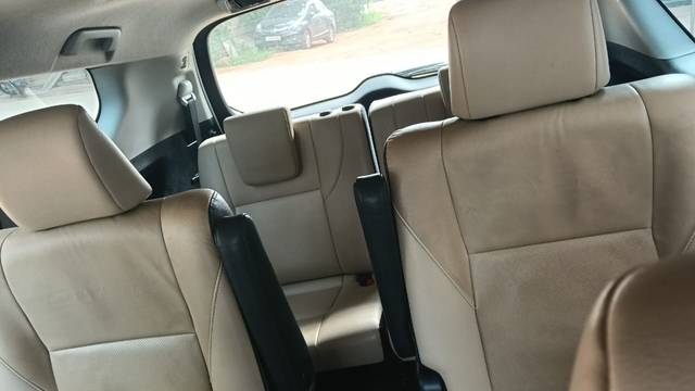 https://images10.gaadi.com/usedcar_image/4593723/original/6b1caf846090a643ccf2abbb3e0f80ff.jpg?imwidth=6402