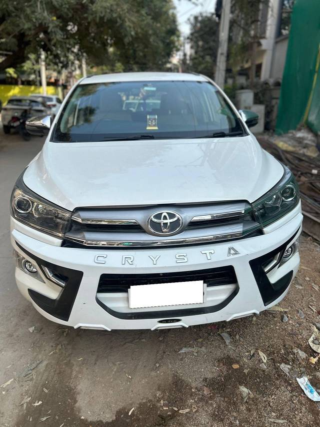 https://images10.gaadi.com/usedcar_image/4593723/original/processed_74026e64b4af3068663f79d10b5e14ae.jpg?imwidth=6400
