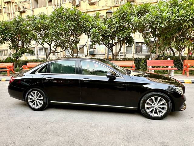 https://images10.gaadi.com/usedcar_image/4593728/original/6e8501e6eea4901d68ca647a0f26d1d7.jpg?imwidth=6401