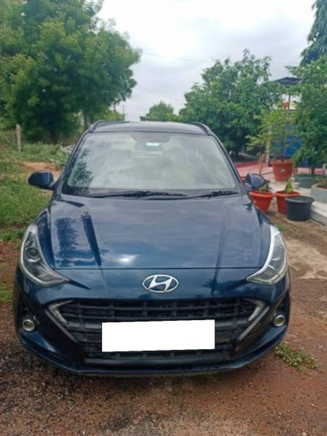 https://images10.gaadi.com/usedcar_image/4593755/original/processed_7fb58dc8-8008-4546-9b0d-0d585c7fab9e.jpg?imwidth=6400