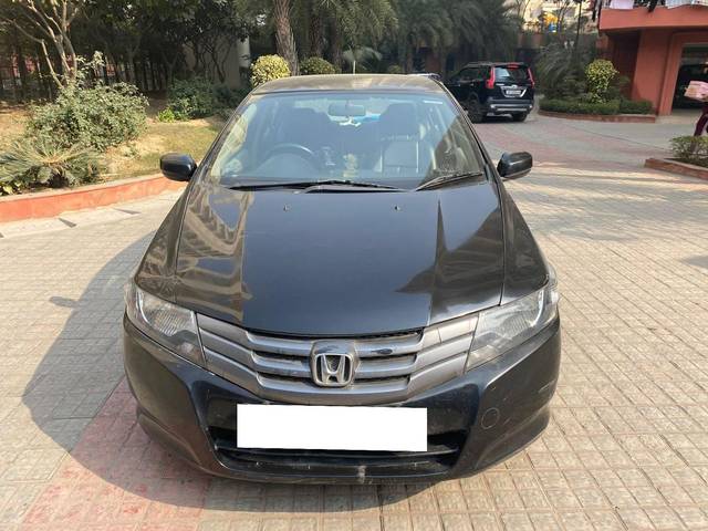 https://images10.gaadi.com/usedcar_image/4593794/original/processed_9c6aa644-0b6e-4c53-9dc4-b4536c559d1f.jpg?imwidth=6402