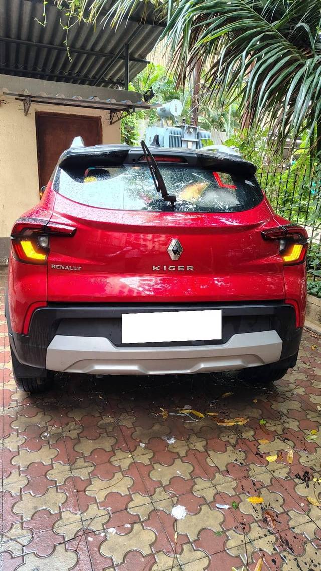 https://images10.gaadi.com/usedcar_image/4593889/original/processed_ff842287496ee933c3a508fb5b946c32.jpg?imwidth=6401