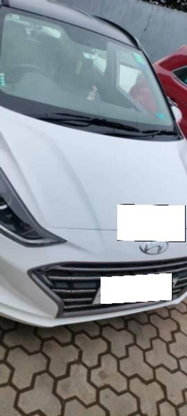 https://images10.gaadi.com/usedcar_image/4593903/original/processed_90be6896-0382-481c-813f-0bdc316500b7.jpg?imwidth=6402