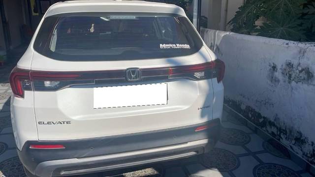 https://images10.gaadi.com/usedcar_image/4593970/original/processed_026b494b-63f5-4f36-ab8e-11a5f05f4b22.jpeg?imwidth=6401