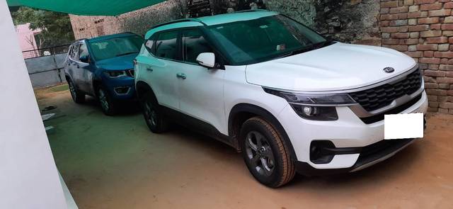 https://images10.gaadi.com/usedcar_image/4594017/original/processed_54b1fcdf-6010-4bf0-99a1-a29d771b0311.jpg?imwidth=6400