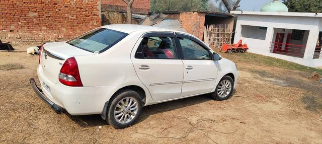 https://images10.gaadi.com/usedcar_image/4594053/original/processed_845c559f-008a-4567-a5e0-00c131a6d09b.jpg?imwidth=6401