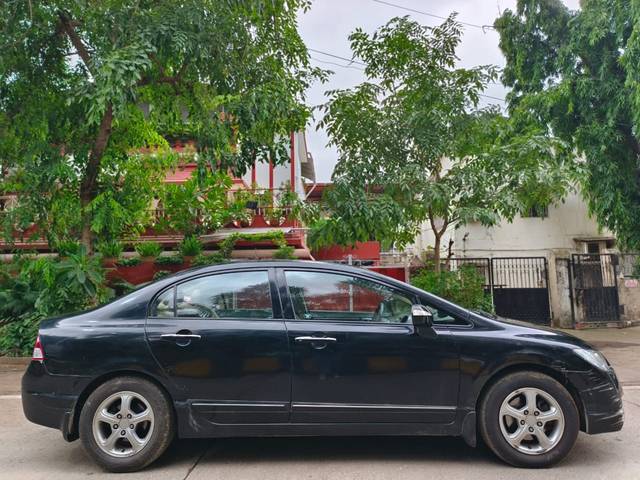 https://images10.gaadi.com/usedcar_image/4594059/original/35460cae054bb45461b3d8a5db883556.jpg?imwidth=6401