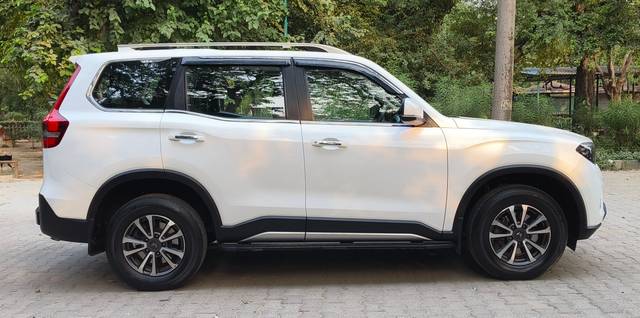 https://images10.gaadi.com/usedcar_image/4594135/original/d8eae767712bc67f418108021f718cf2.jpg?imwidth=6401