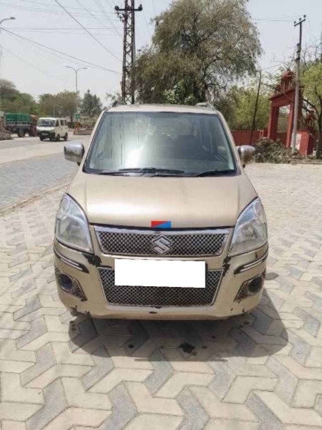 https://images10.gaadi.com/usedcar_image/4594188/original/processed_19a87ae0-1d80-4d16-b263-33e5ea5467ff.jpeg?imwidth=6402
