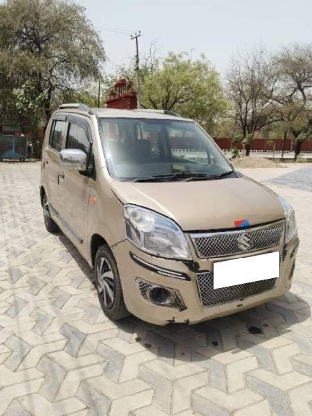 https://images10.gaadi.com/usedcar_image/4594188/original/processed_2fb701e6-9634-4f48-8ce4-c46bd18d400c.jpeg?imwidth=6400