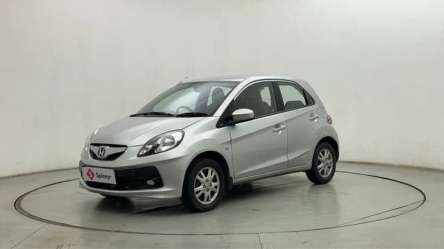 https://images10.gaadi.com/usedcar_image/4594223/original/ee7ca8fe93816e0e2a4d32d423ab36c8.JPG?imwidth=6400