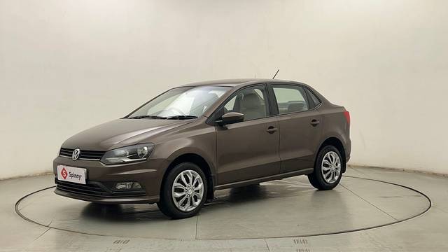 https://images10.gaadi.com/usedcar_image/4594226/original/5cade383dedf4d4470feb682c20113a6.JPG?imwidth=6400
