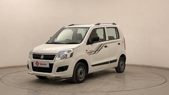 https://images10.gaadi.com/usedcar_image/4594240/original/8d62b06f899094af02aed0b845ef38f9.JPG?imwidth=6400
