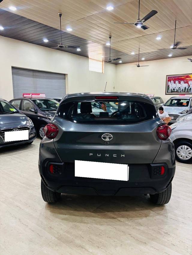 https://images10.gaadi.com/usedcar_image/4594340/original/processed_74f880a842cfd07471ac3b55841ebe17.jpg?imwidth=6401