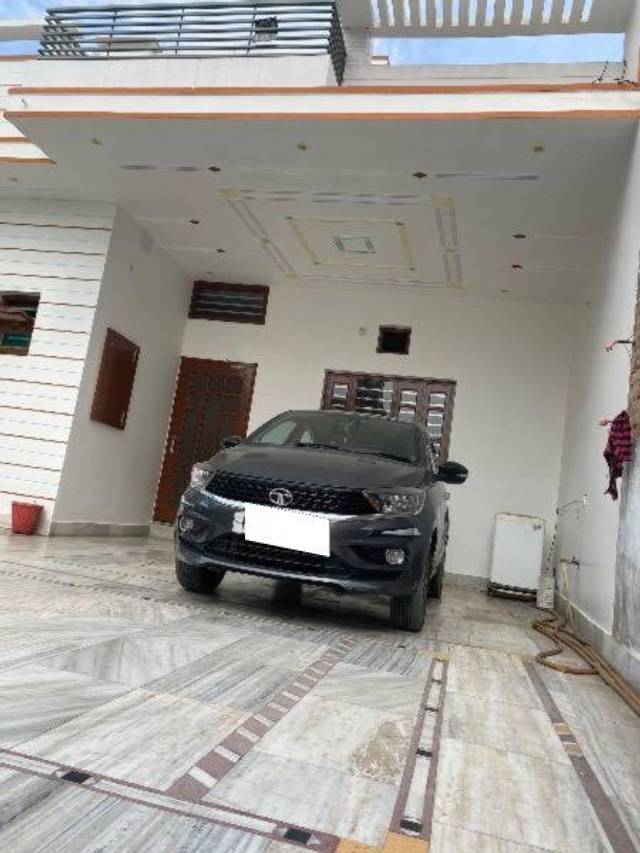 https://images10.gaadi.com/usedcar_image/4594415/original/processed_fc489afd-f663-4af1-99d4-b9d190a02933.jpeg?imwidth=6401