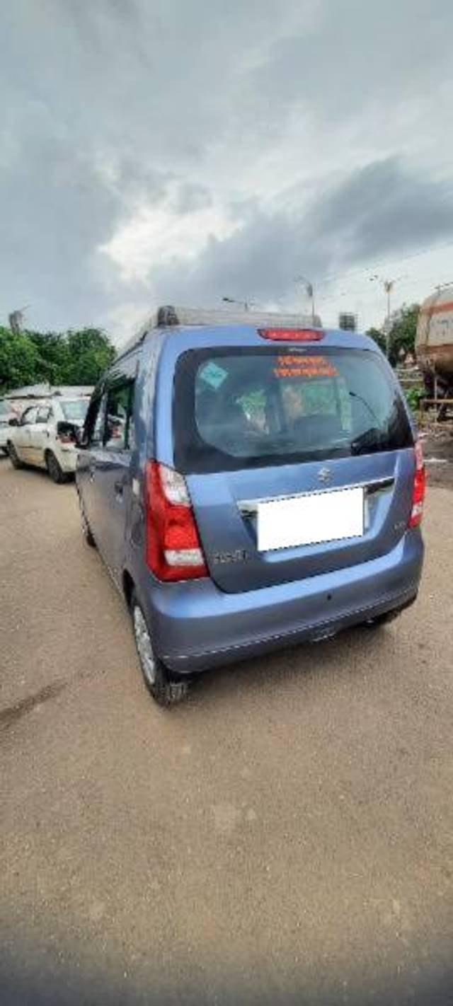 https://images10.gaadi.com/usedcar_image/4594440/original/processed_840e898c-54ae-4779-9c63-7f922ac071dd.jpg?imwidth=6401