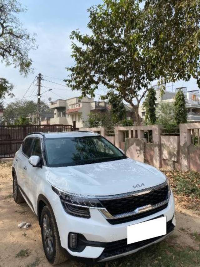 https://images10.gaadi.com/usedcar_image/4594442/original/processed_6ad37acf-2a01-4fca-8522-77bc082977d6.JPG?imwidth=6400