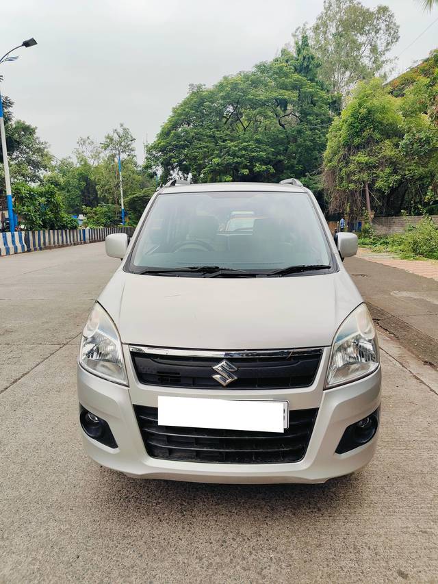 https://images10.gaadi.com/usedcar_image/4594479/original/processed_2f64dcd740cce1425eb82f5884b265a8.jpg?imwidth=6400