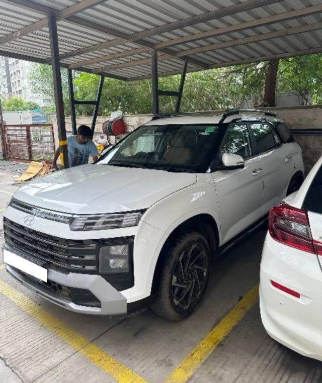 https://images10.gaadi.com/usedcar_image/4594488/original/processed_2624c56c-faa0-436d-8556-7906a13af320.jpeg?imwidth=6402
