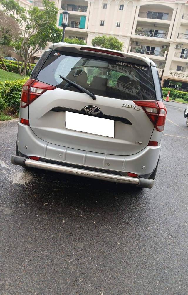 https://images10.gaadi.com/usedcar_image/4594496/original/processed_db763e10-6174-4722-8697-6bda695e569c.jpg?imwidth=6400