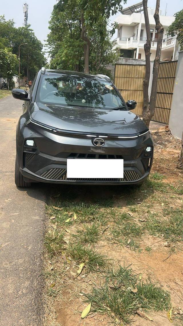 https://images10.gaadi.com/usedcar_image/4594510/original/processed_2d71ac71-1f0a-4a06-84c8-fa7033b7051c.jpg?imwidth=6401