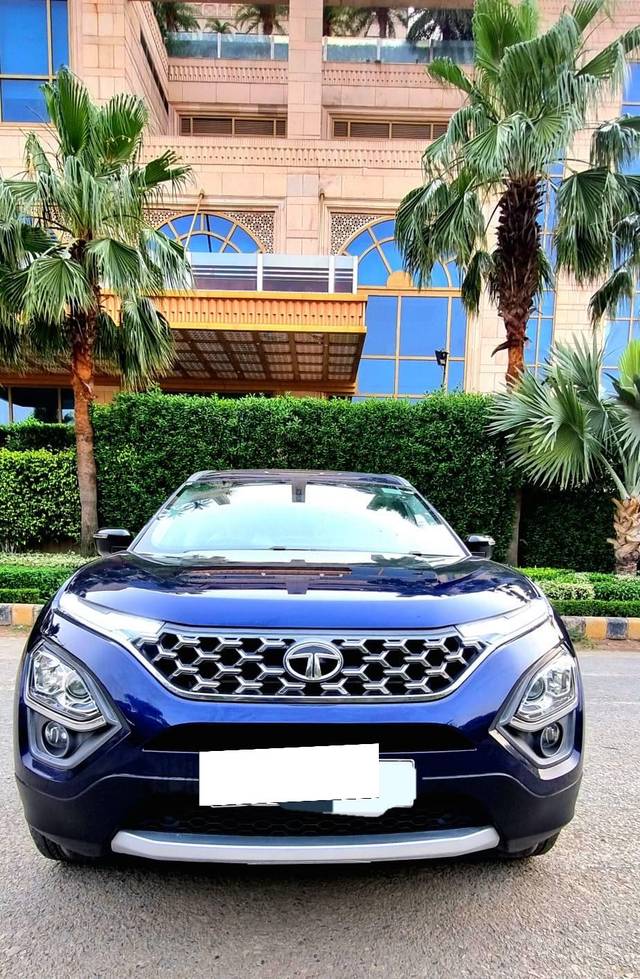 https://images10.gaadi.com/usedcar_image/4594542/original/processed_556cdb8a5b8a8da935f77972a9e38142.jpg?imwidth=6400