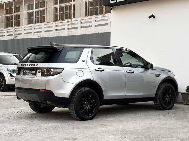 https://images10.gaadi.com/usedcar_image/4594556/original/processed_32208bfc701125f48de61aca3922a3b1.jpg?imwidth=6401